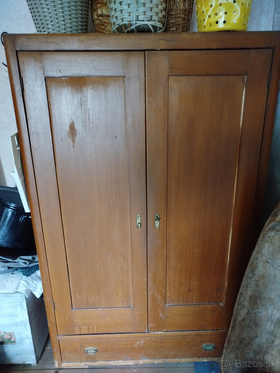 starožitné skrine - 3