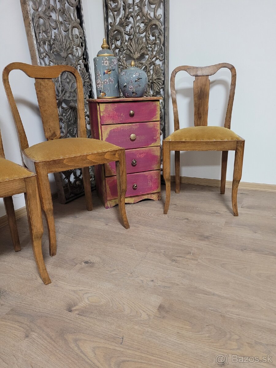 Drevene stolicky s calunenim - 3