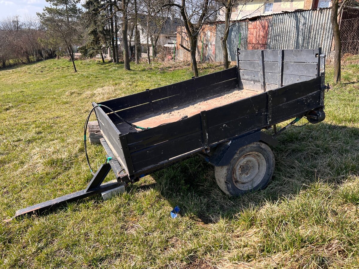 Vlečka Vyklápacia - 3