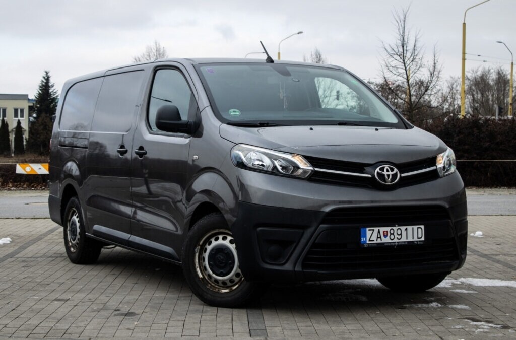 Toyota Proace 110kW (2019) - 3