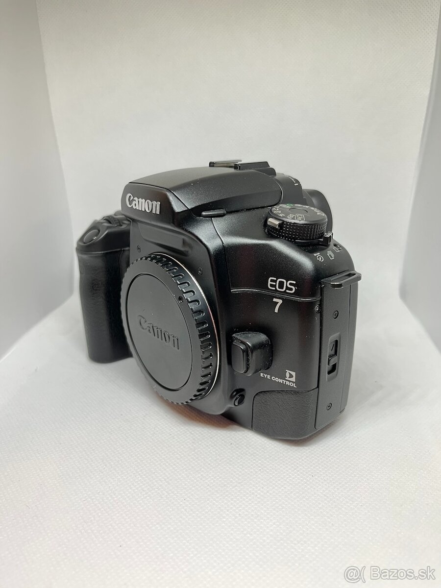 Canon EOS 7 - 3