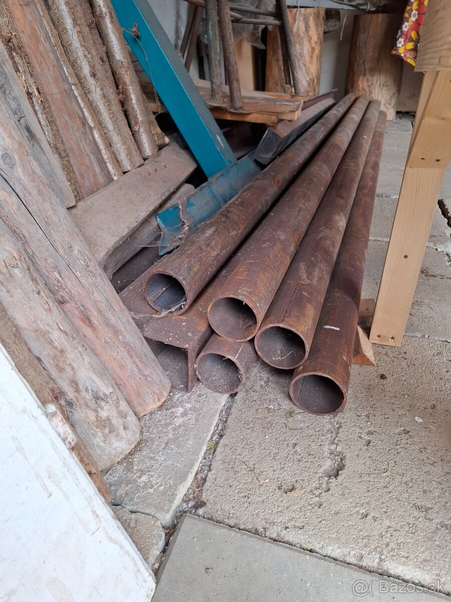 Predám ocelové rúry o priemere 9cm - 3