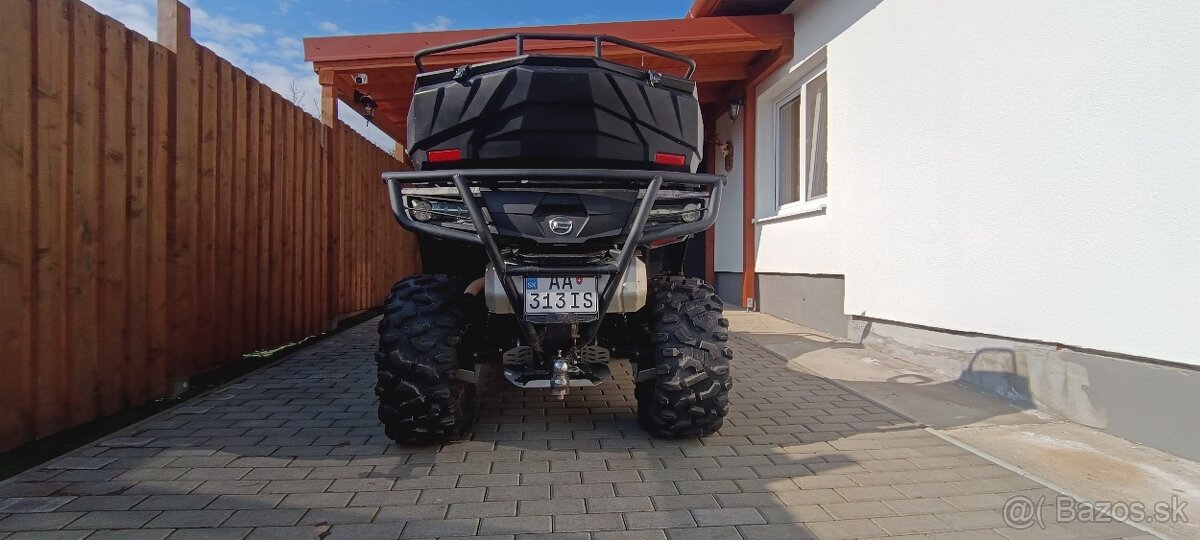 CF moto x1000
