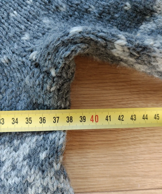 Vlnený sveter S - 3