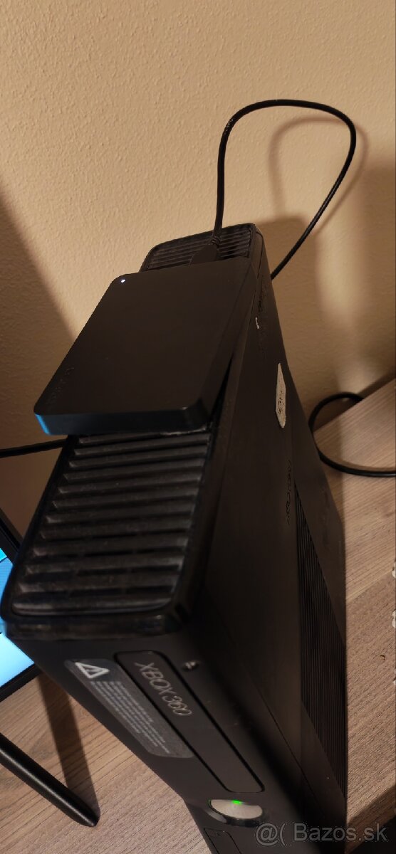 Xbox 360 220hier 4x ovládač - 3