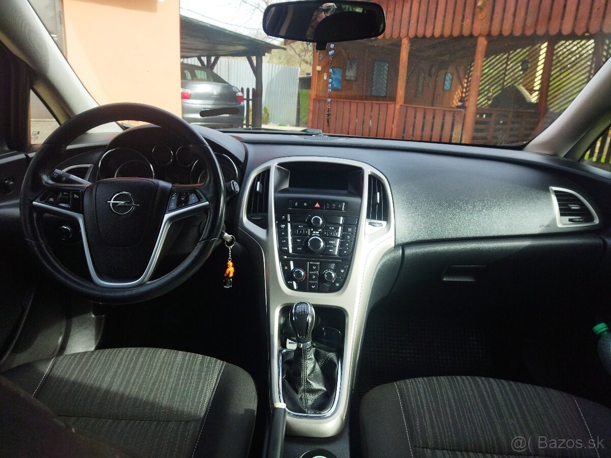 Opel Astra J Sport Tourer 1.7 - 3