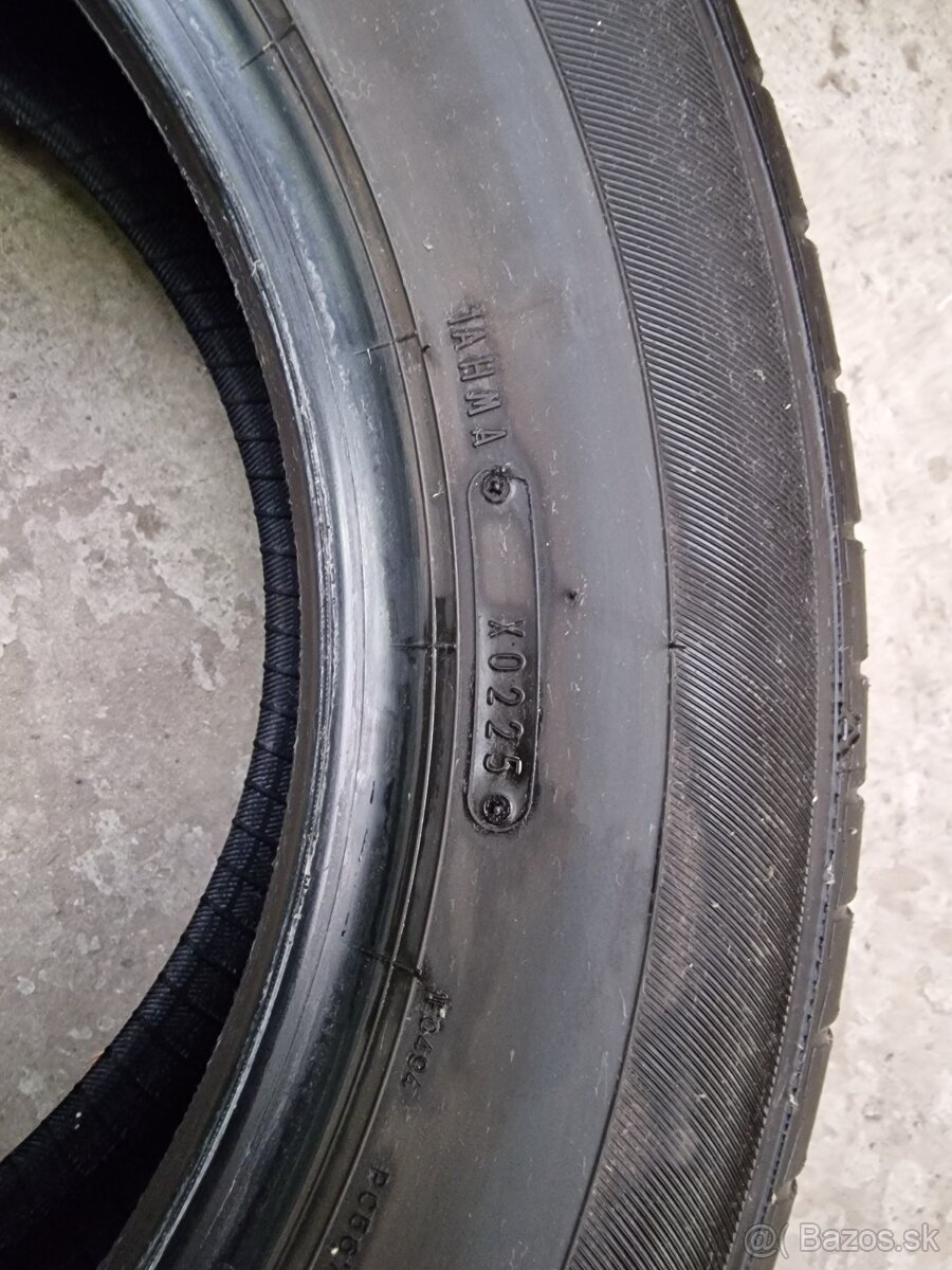 Predám pneumatiky letné 205/65R16 - 3