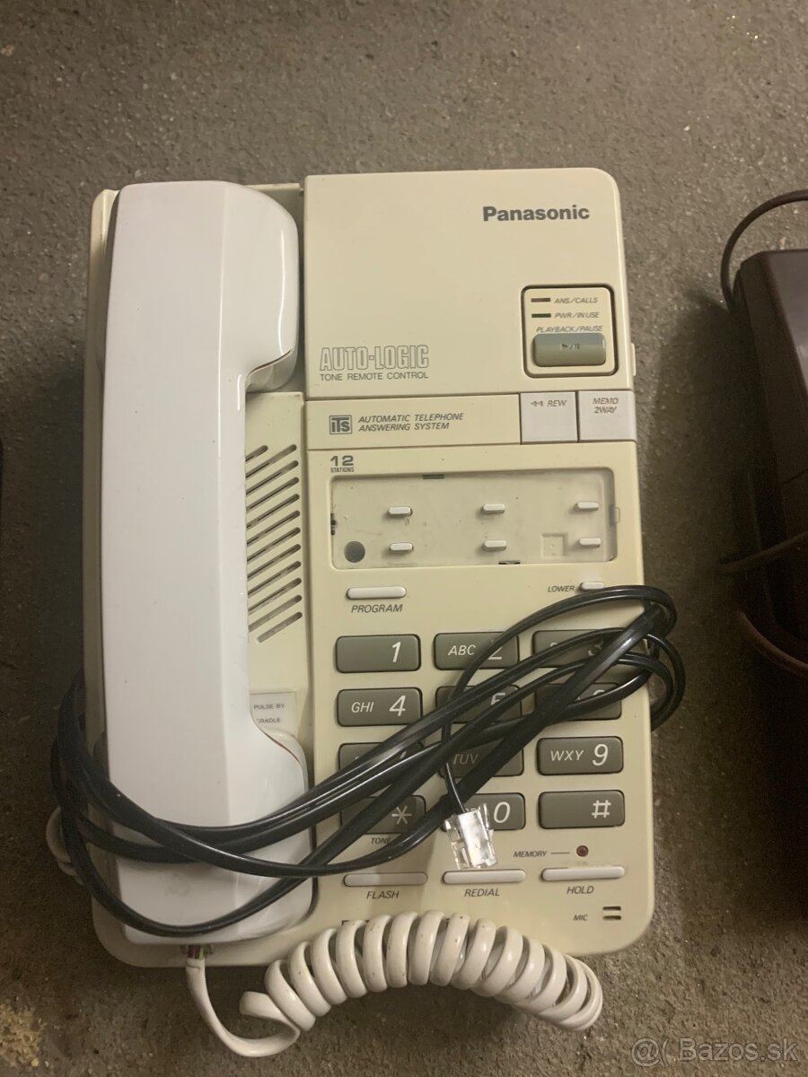 Predam retro telefony - 3