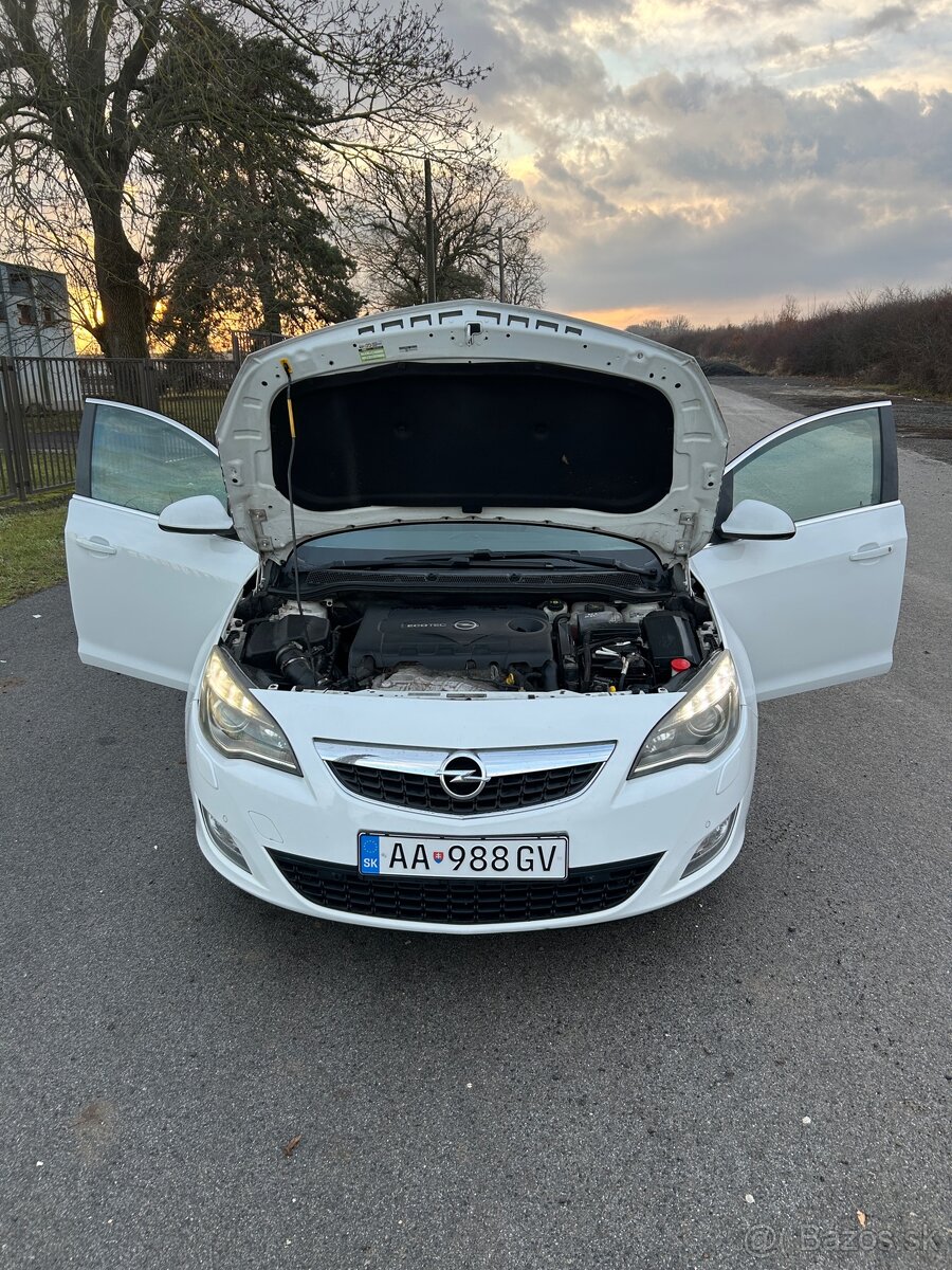 Opel Astra J - 3