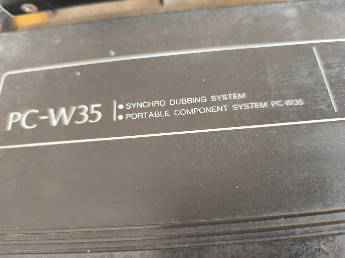 Radio s dvojkazetakom JVC - 3