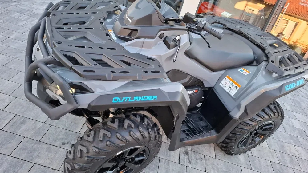 Can-Am Outlander 1000R 2023 DPS 960 km