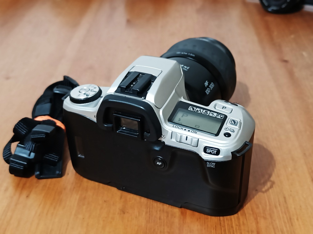 MINOLTA Dynax 500si (Minolta AF Zoom 100-300mm) - 1994 - 3