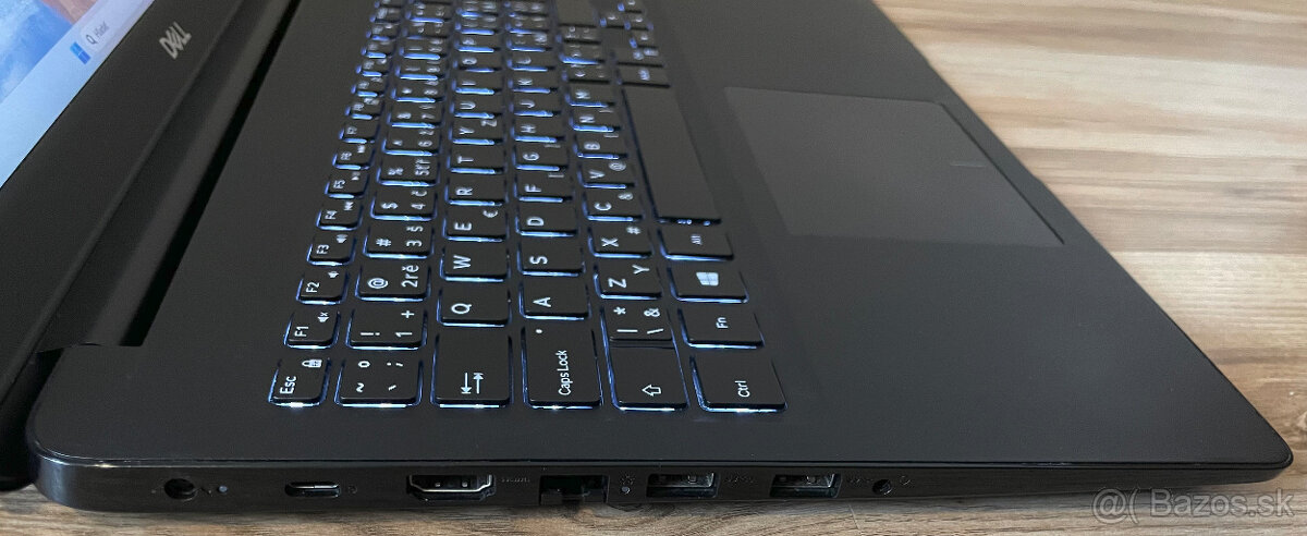 Dell Latitude 3500 - 15.6", Windows 11 - 3