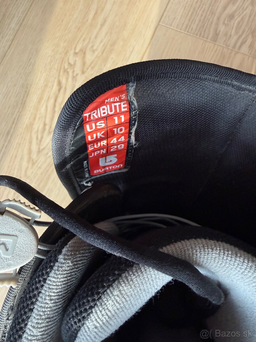 Burton Tribute 44 - 3