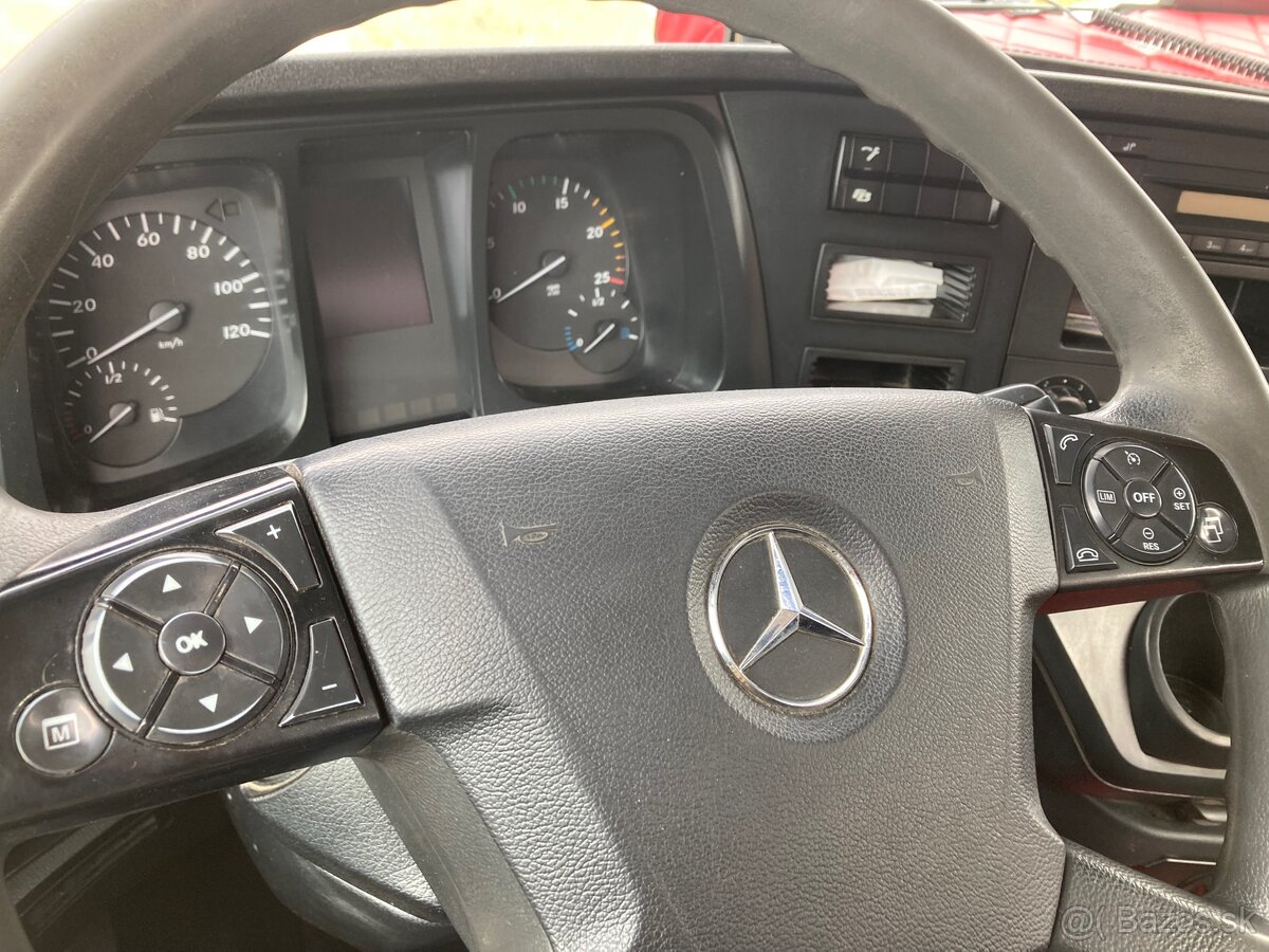 Mercedes Arocs 3251, Sklapač 8x4 - 3