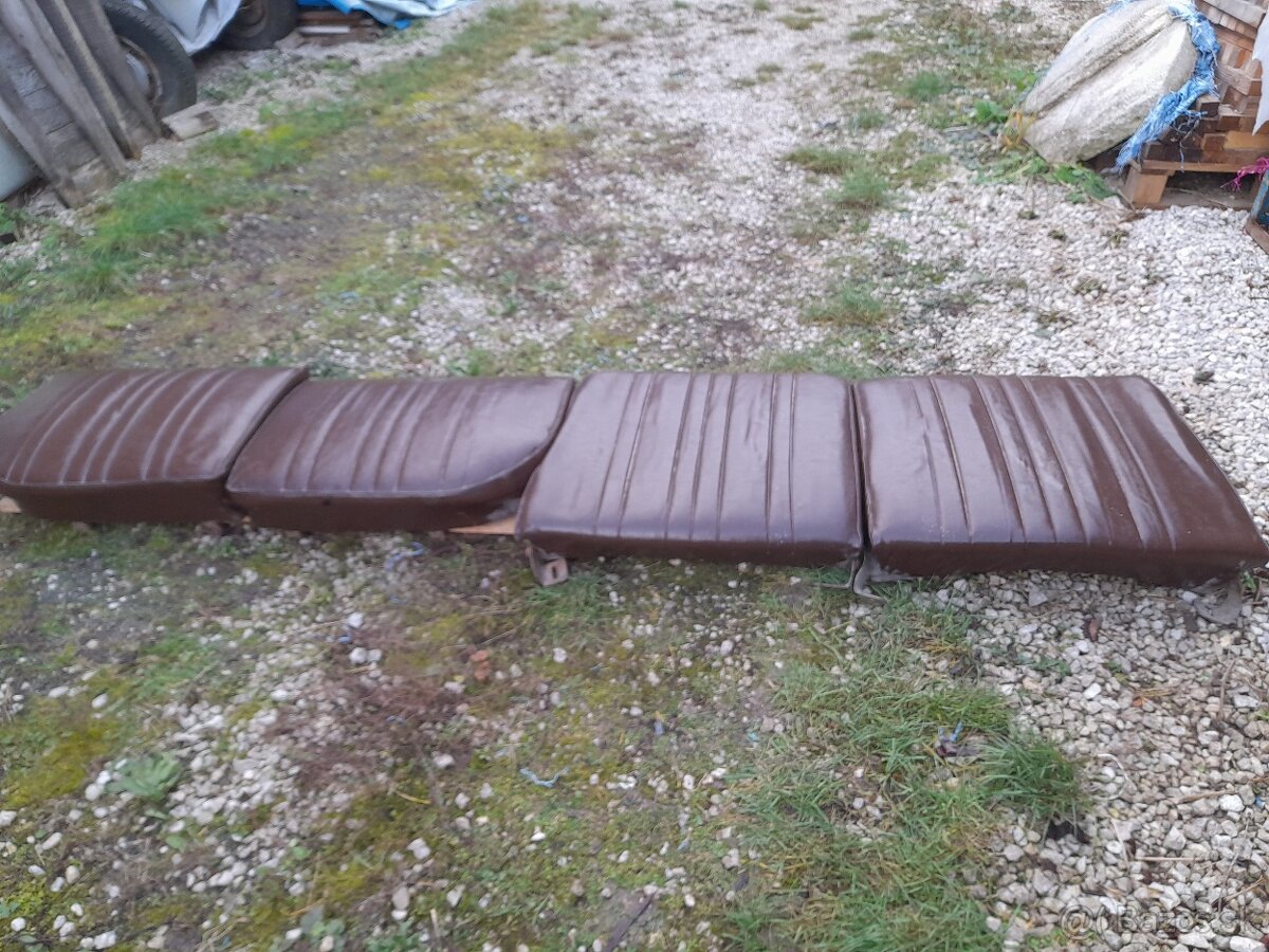 Predám zadné sedačky Š1000 Š100 110 - 3