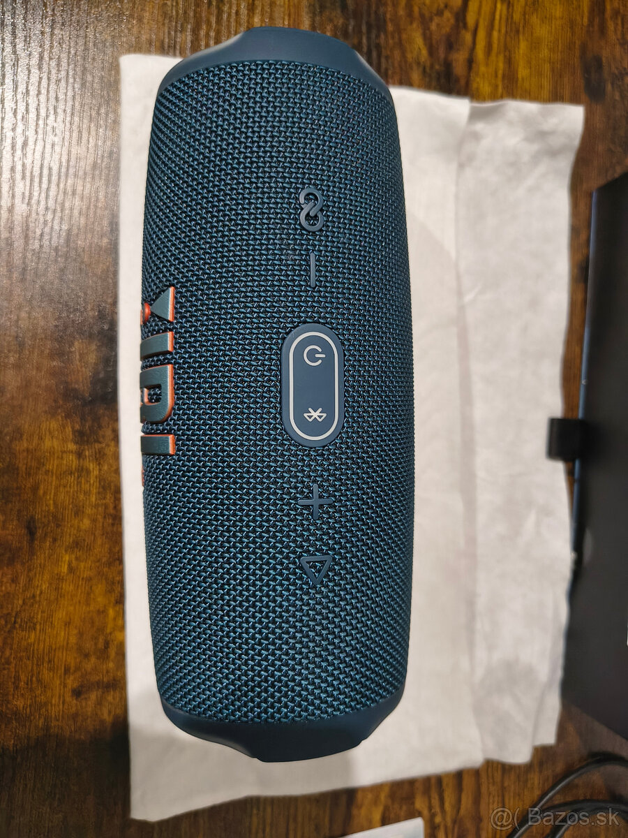 JBL Charge 5 Bluetooth reproduktor - 3