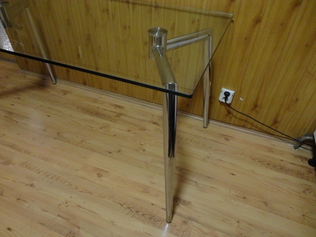 Jedálenský Stôl - sklenený - 3