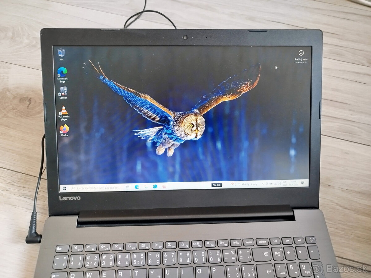 notebook Lenovo IdeaPad - 15.6" AMD A4, 8GB, 2x VGA, SSD - 3