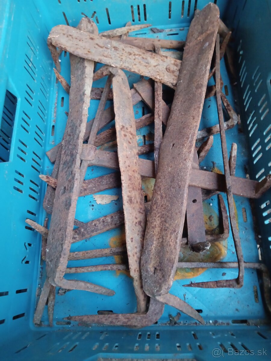 Kované klince klamre - 3