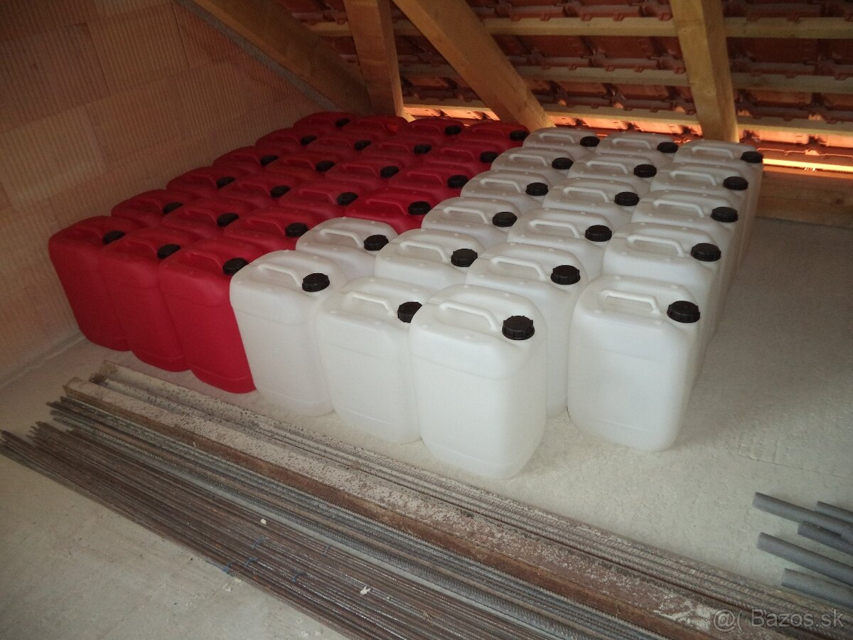 plastové sudy 220 lit a bandasky - 3