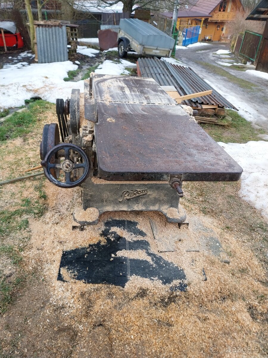 Predám liatinovu hoblovacku - 3