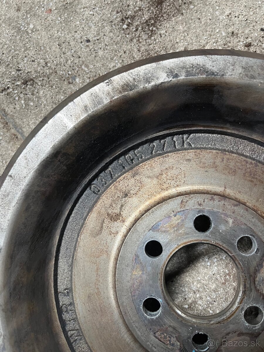 spojka VW group 037 105 271 K - 3