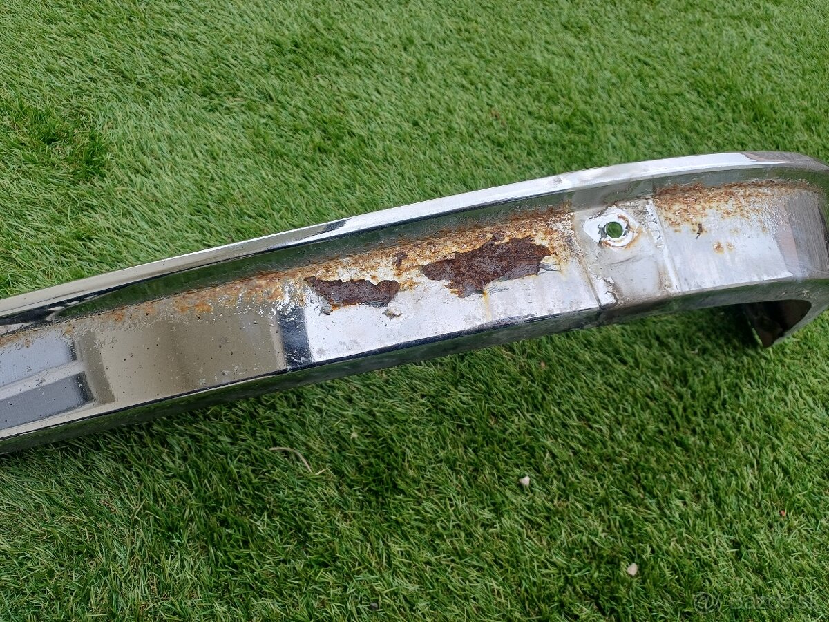 Nárazník Škoda 105L - 3