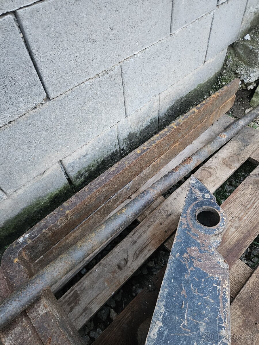 Paletyzačné vidly jcb - 3