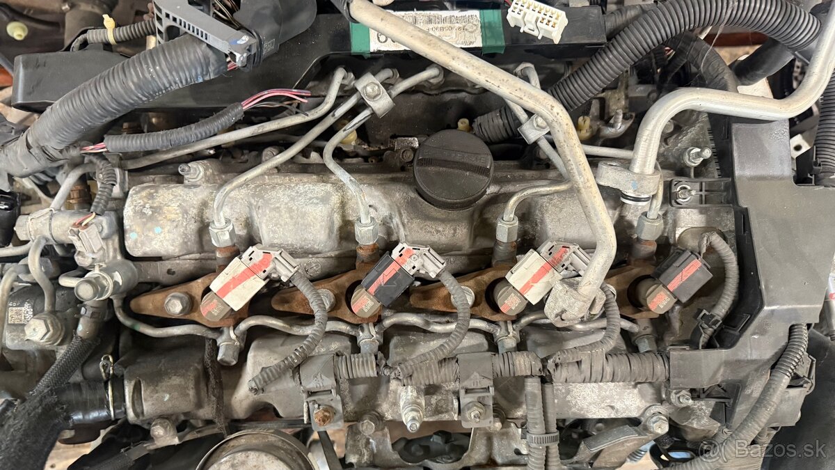 Toyota 2,2 d4d 2AD T27 - 3