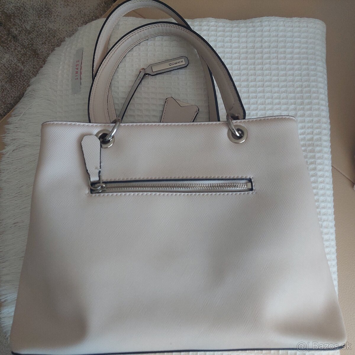 Predám kabelku GUESS - 3