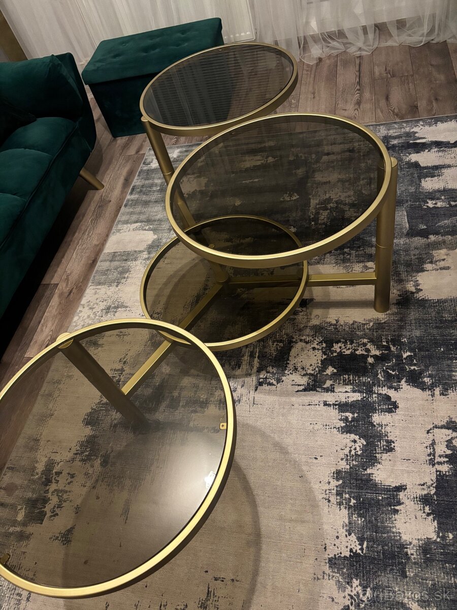 Zlatý konferenčný stolík - 3