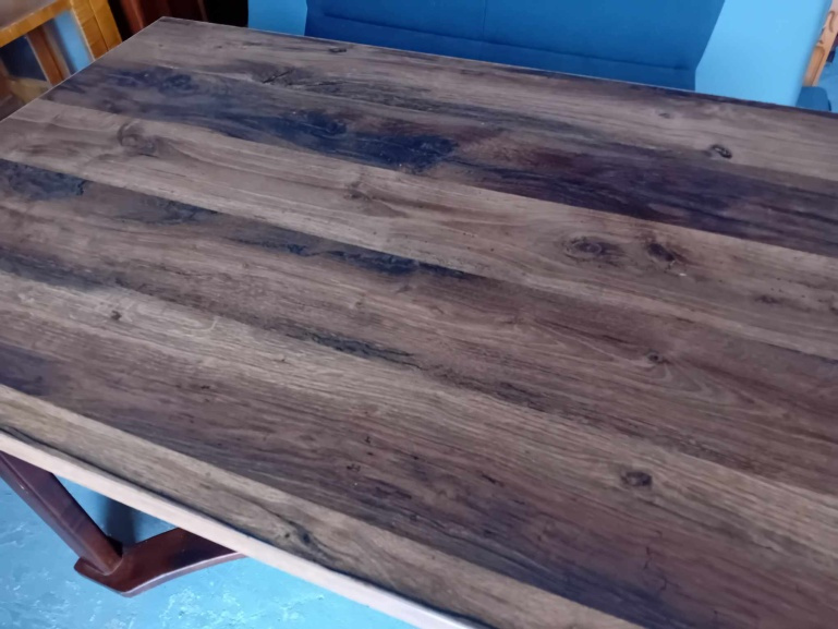 STARÝ JEDÁLENSKÝ STÔL - 3