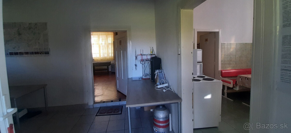 Krásna príroda, pokojný život, dom v obci Pere, Maďarsko - 3