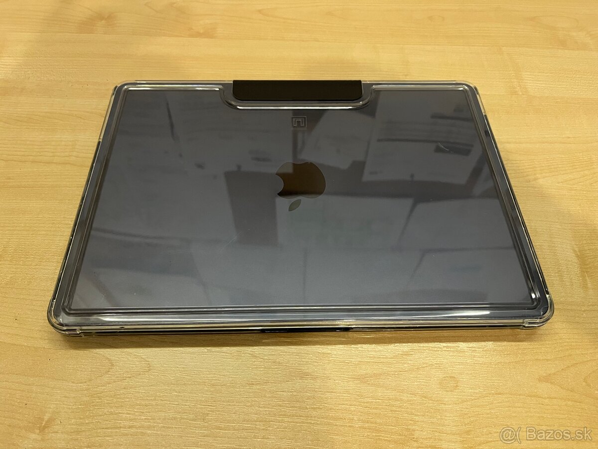 Macbook air m3 13” v záruke - 3