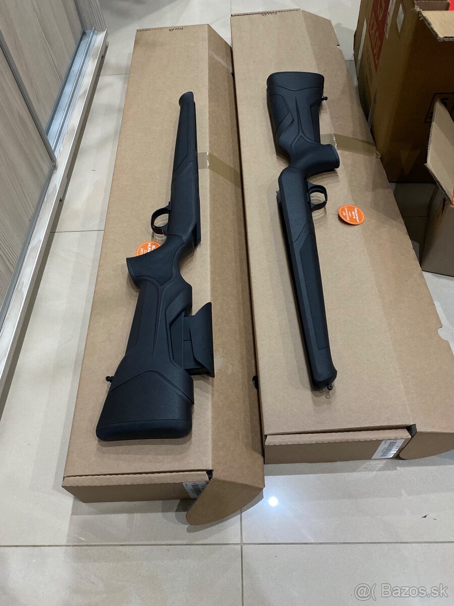 Blaser R8 pažba - 3