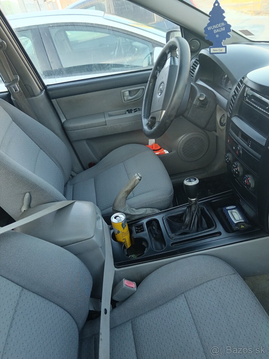 Kia Sorento 2.5 crdi - 3