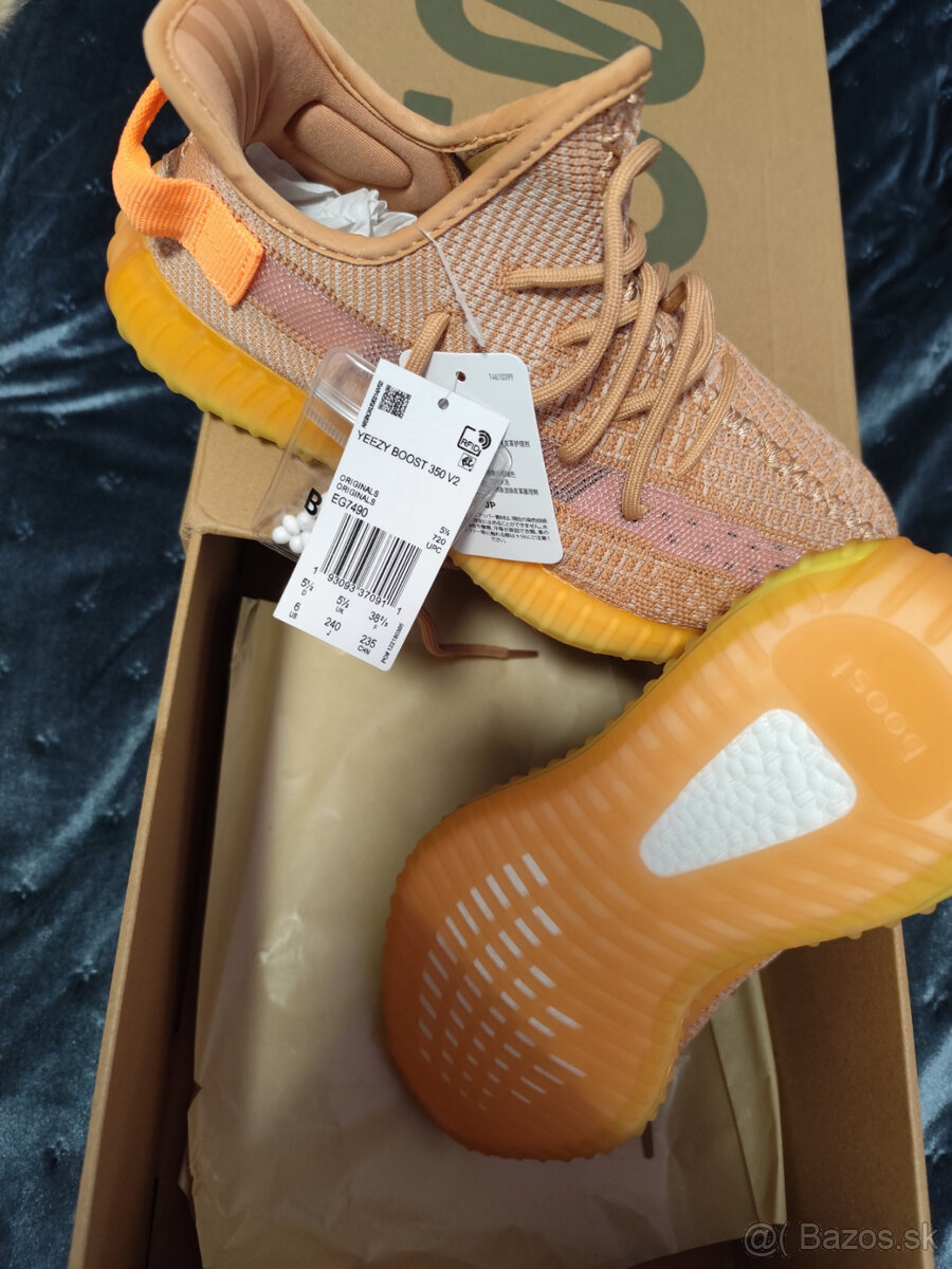 Predám Adidas Yeezy Boost 350 V2 - 3