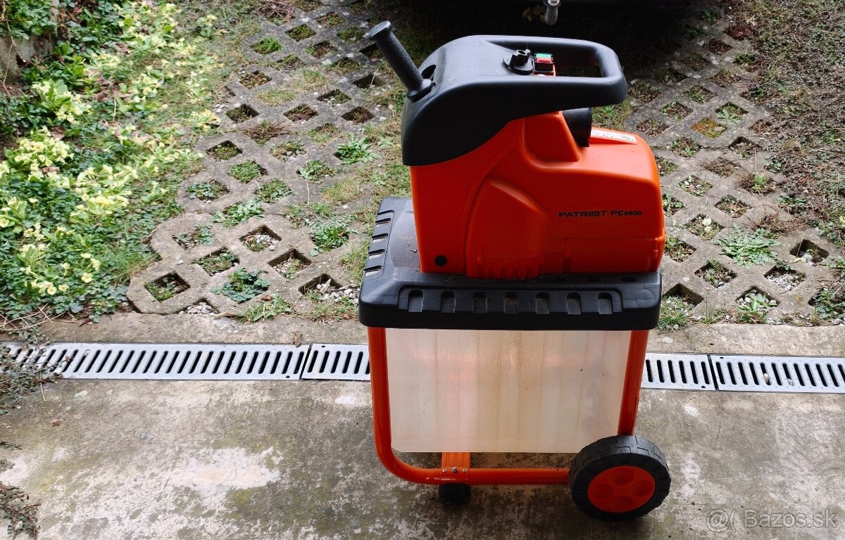 Predám drtič konárov - 3