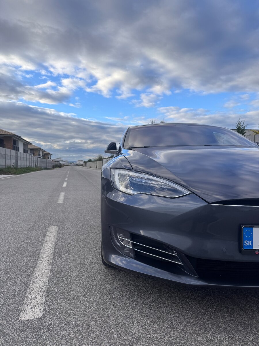 Tesla Model S 2018 100D - 3
