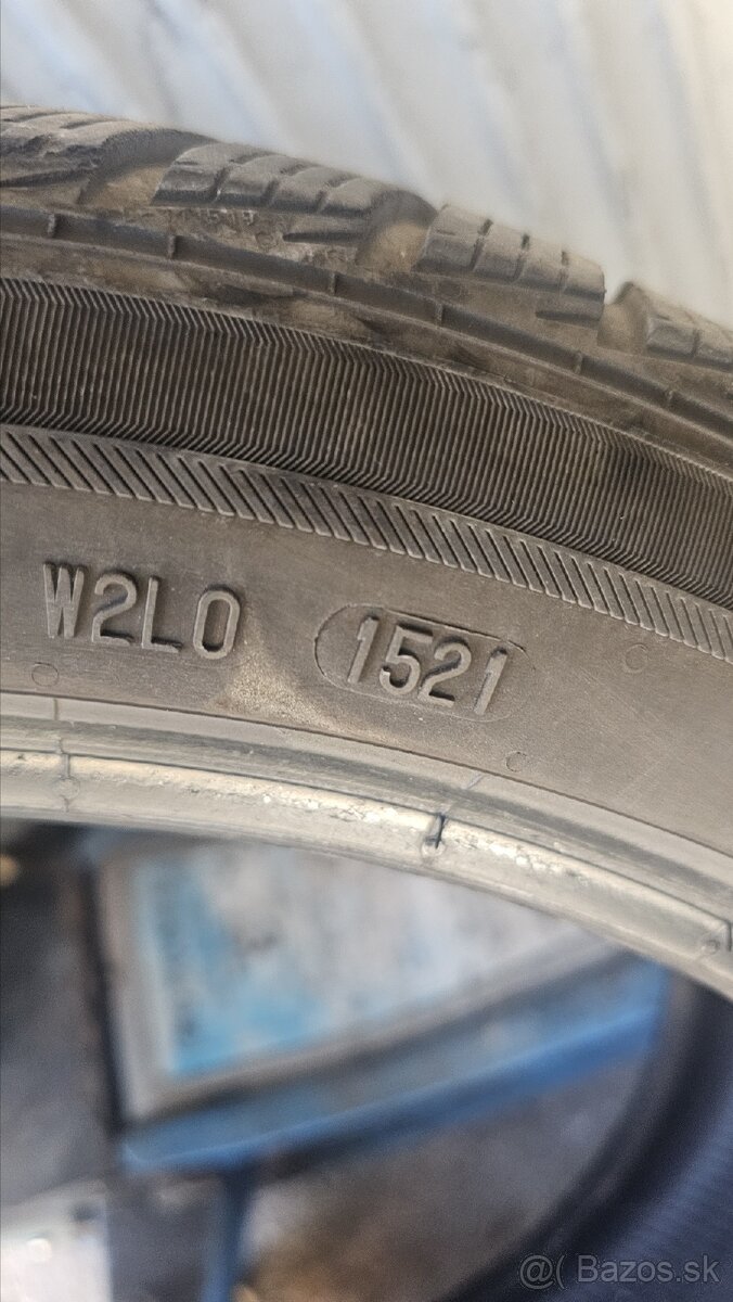 Barum Polaris 225/40/R18 - 3