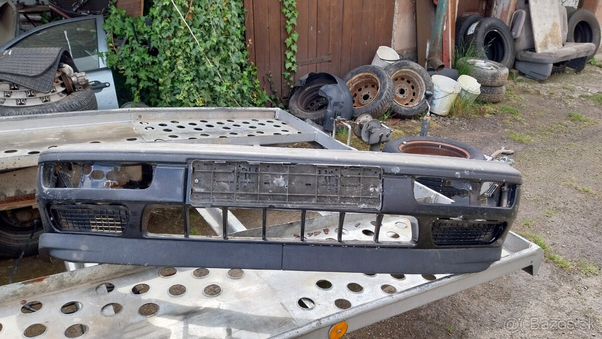 Predám náhradné diely VW GOLF Mk3 - 3