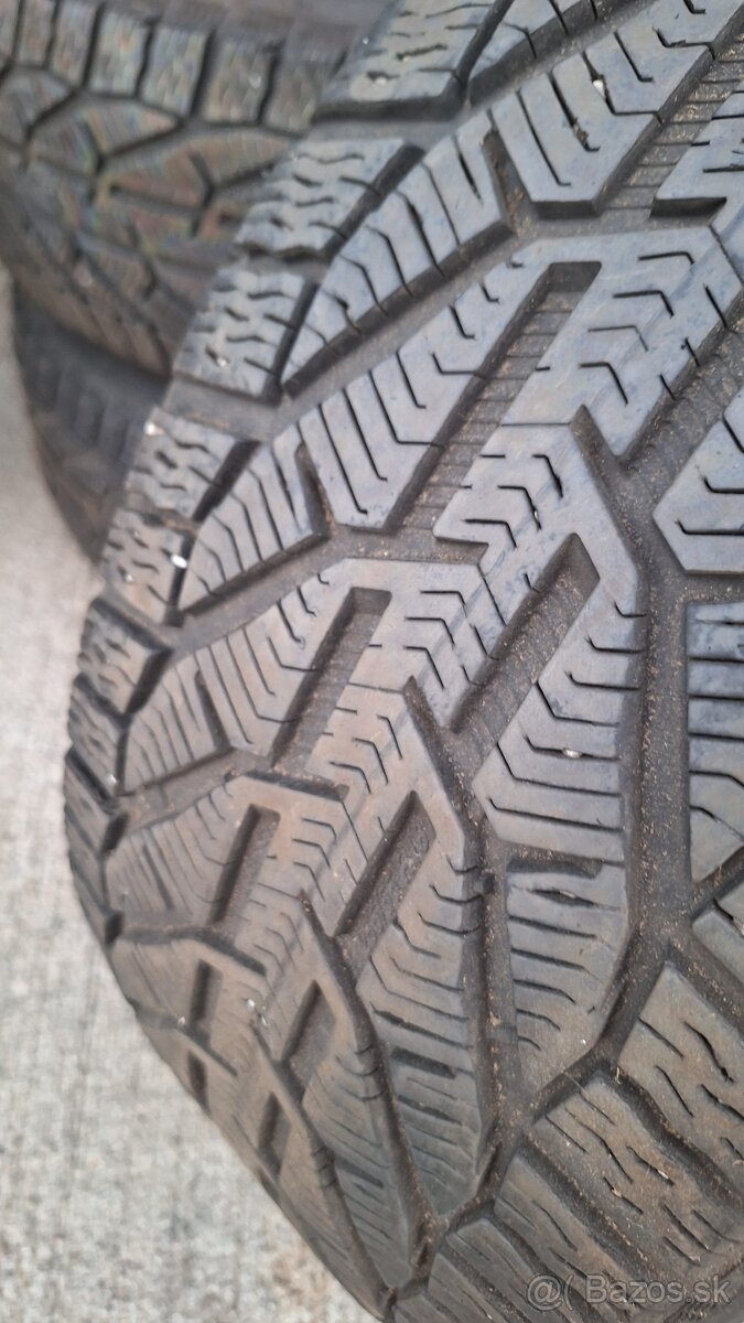 255/55 R18 zimne - 3