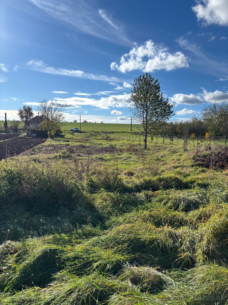 Pozemok na výstavbu RD 1949m2 - 3