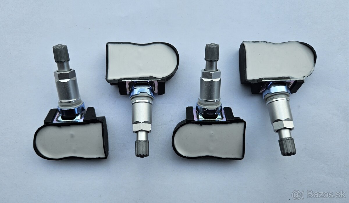 SUZUKI SNÍMAČE TLAKU PNEUMATÍK
- 3