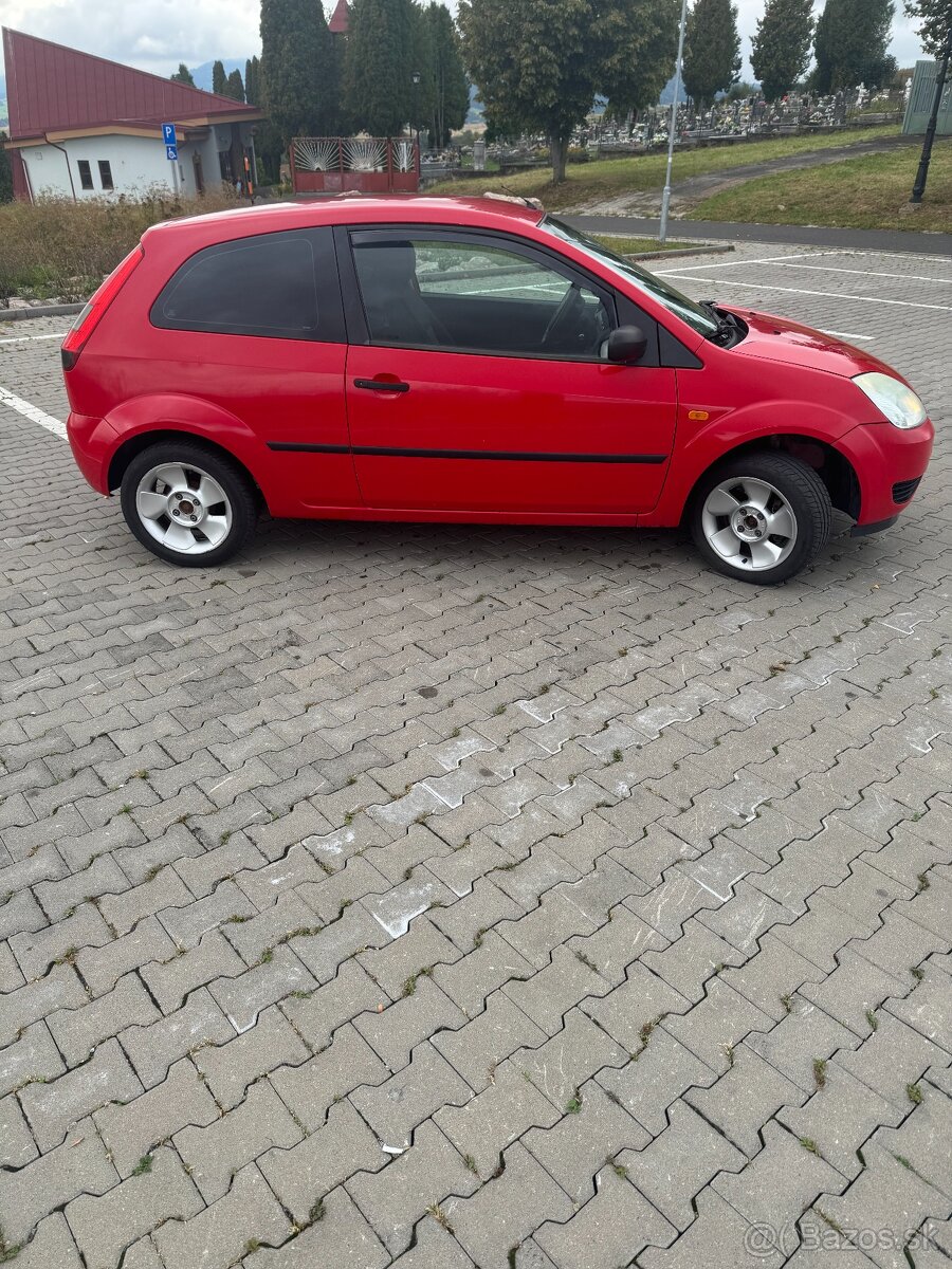 Ford Fiesta r.v.2005 - 3