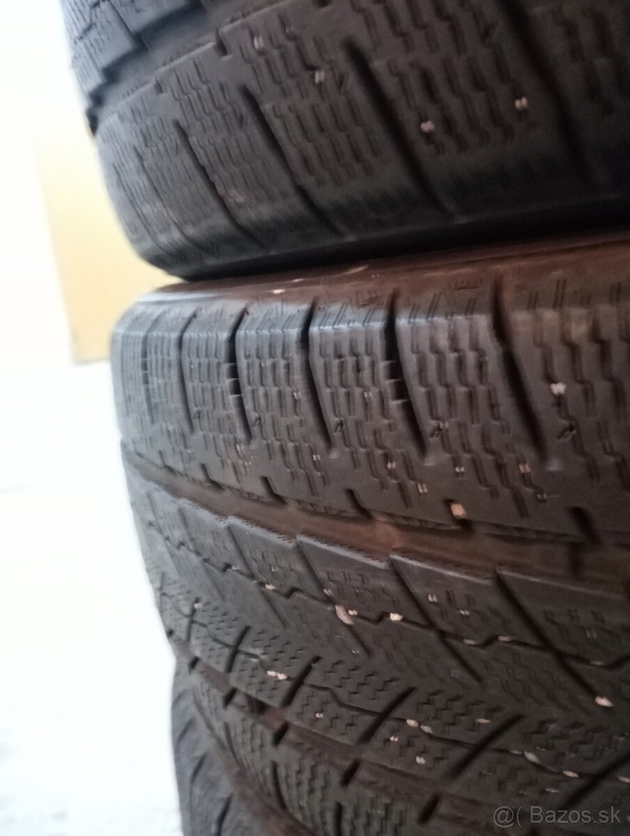 Zimné pneumatiky 235/55 R18 - 3