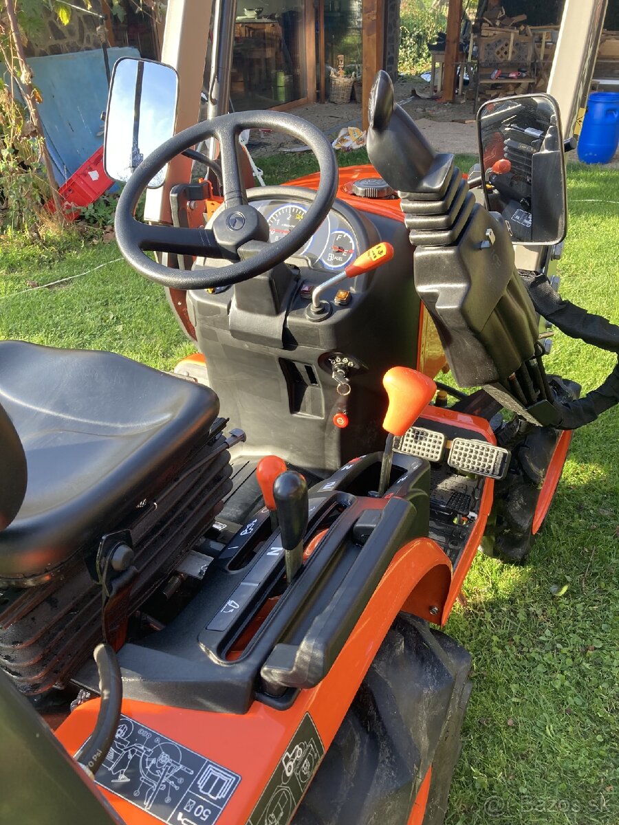 Predám malotraktor Kubota B1181. - 3