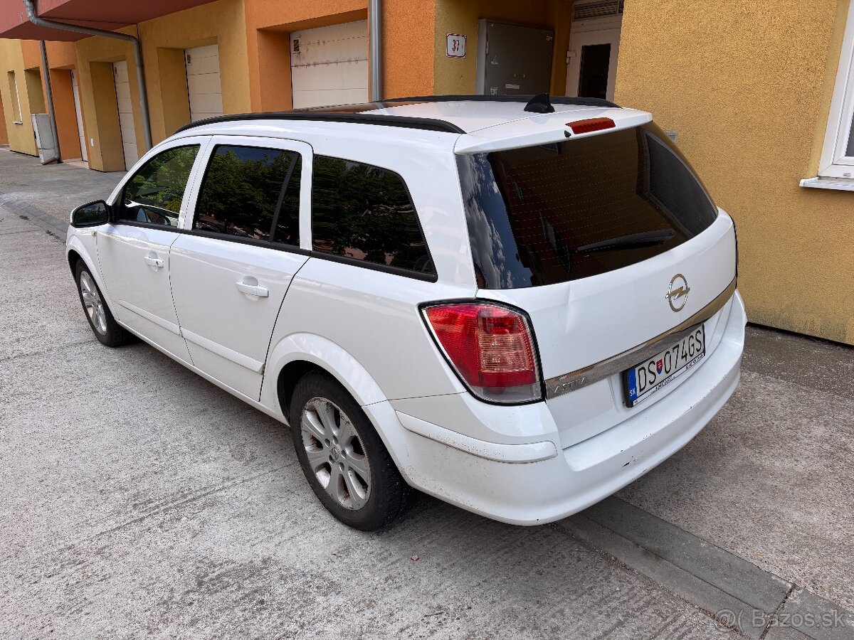 Opel Astra - 3