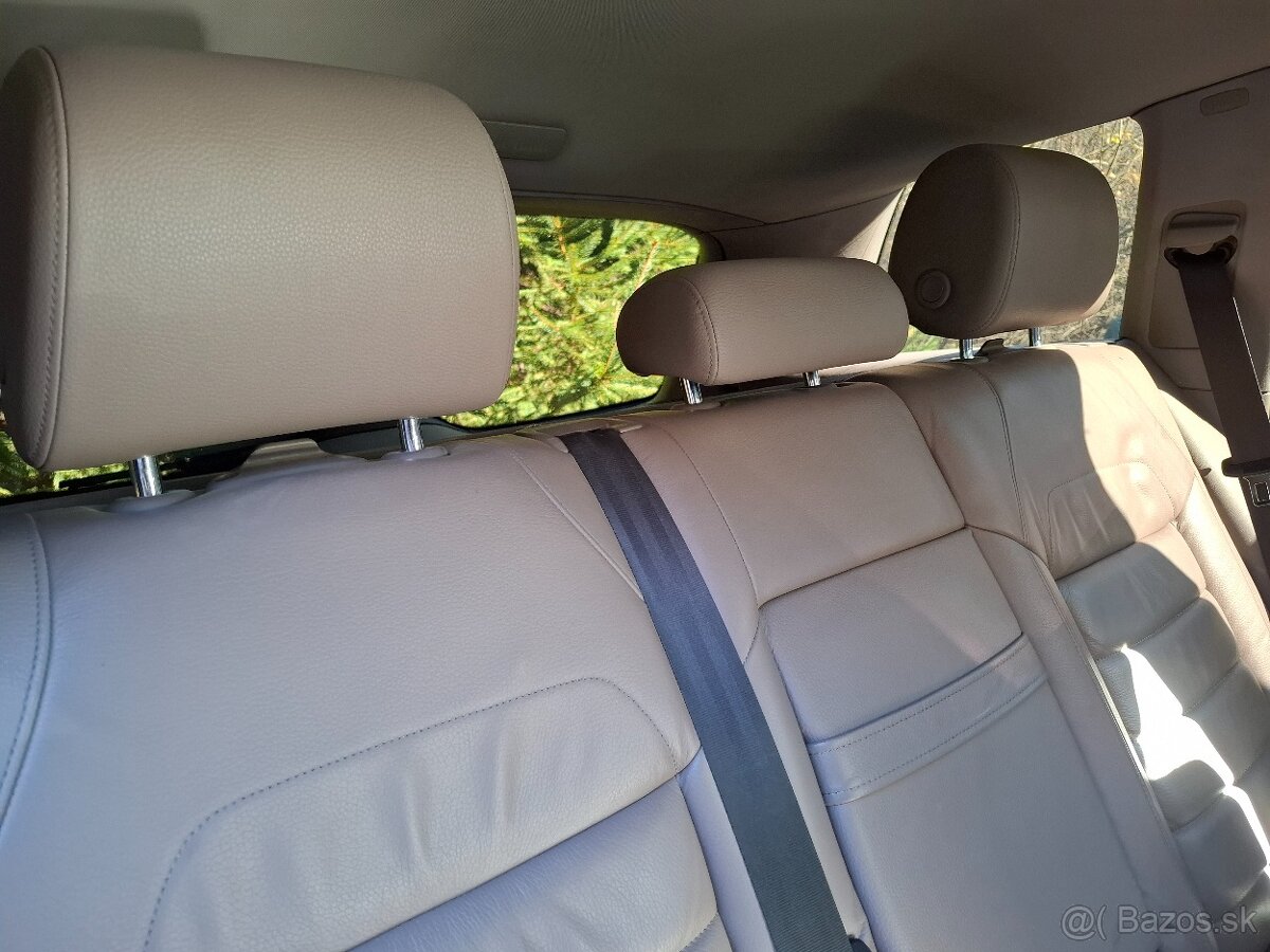 VW touareg 3.0 176 kw - 3